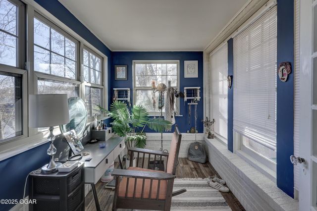 1005 N Moffett Avenue, Joplin, MO 64801