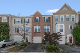 2404 HUNTWOOD CT, Frederick, MD 21702