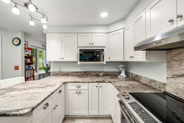 35 Walden Pond Drive, Nashua, NH 03064