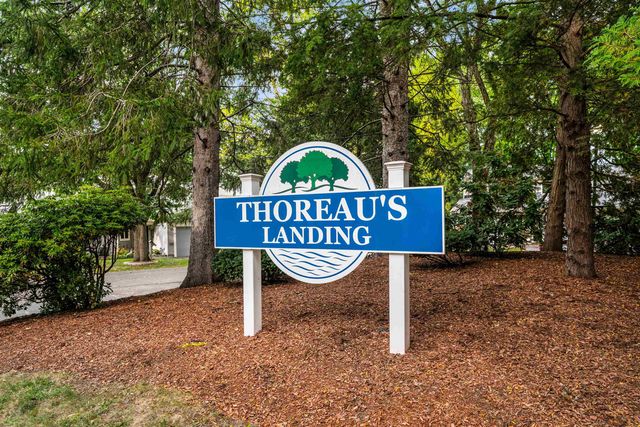 35 Walden Pond Drive, Nashua, NH 03064