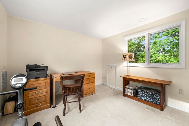 35 Walden Pond Drive, Nashua, NH 03064