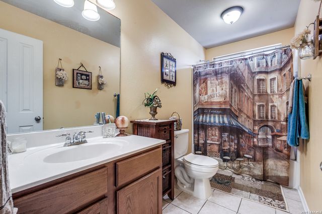 1015 Magnolia, San Antonio, TX 78251