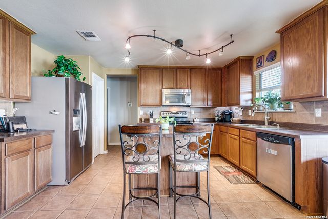 1015 Magnolia, San Antonio, TX 78251