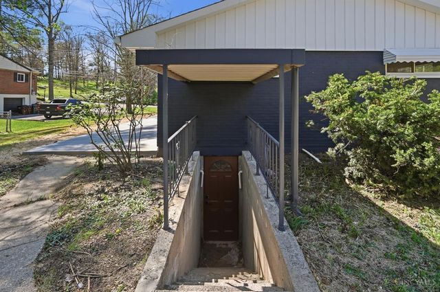5695 Antoninus Drive, Green Twp, OH 45238