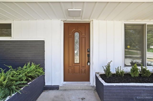 5695 Antoninus Drive, Green Twp, OH 45238