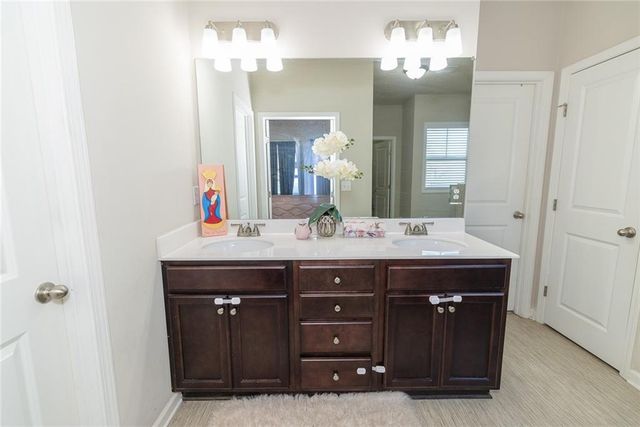 2390 Trelipe Drive, Lawrenceville, GA 30044
