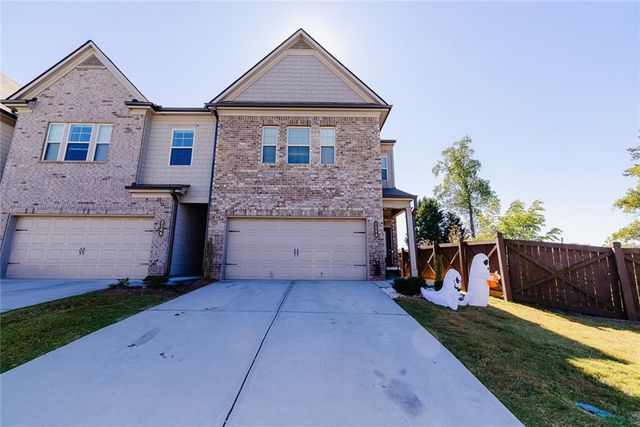 2390 Trelipe Drive, Lawrenceville, GA 30044