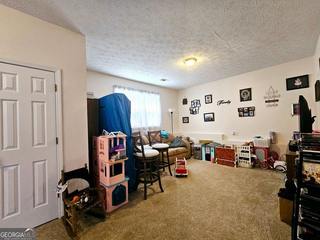 252 Emerald Pointe Drive, Carrollton, GA 30116