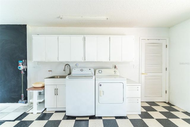 6850 HUNT ROAD, Groveland, FL 34736