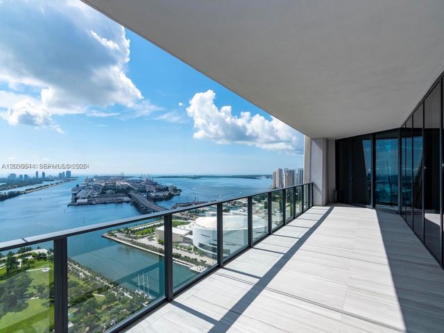 1000 Biscayne Boulevard 4802, Miami, FL 33132