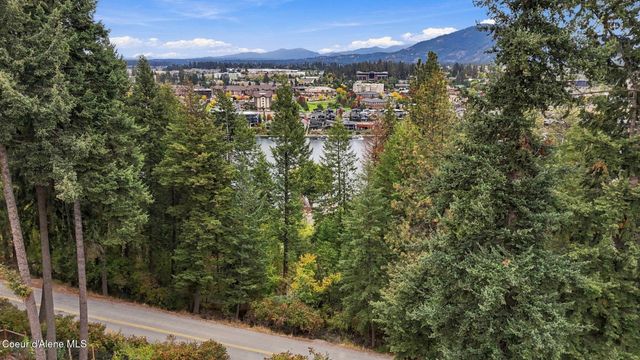 741 S FAIRMONT LOOP, Coeur D'alene, ID 83814