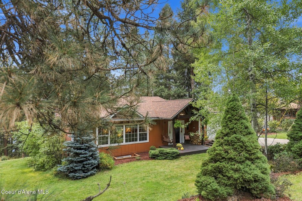 741 S FAIRMONT LOOP, Coeur D'alene, ID 83814