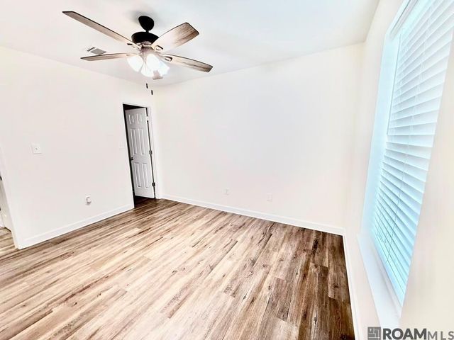 321 Galvez Lane, Houma, LA 70363