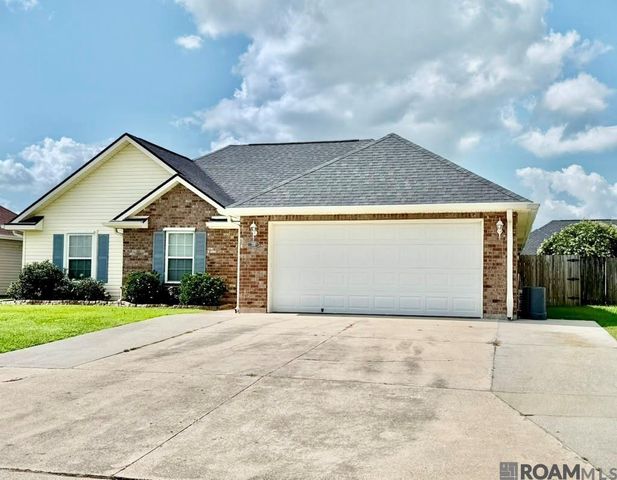 321 Galvez Lane, Houma, LA 70363