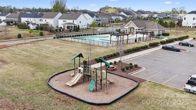 18142 Sulton Terrace, Huntersville, NC 28078