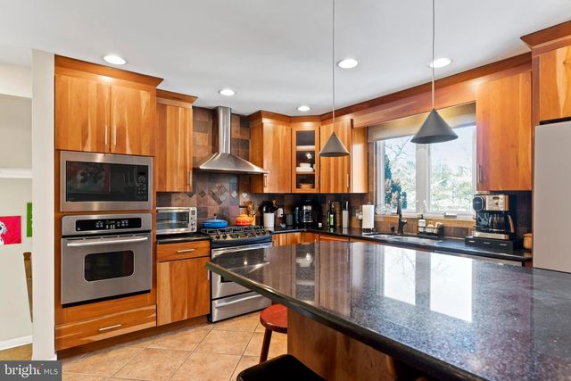 2846 VISTA CIR, Camp Hill, PA 17011
