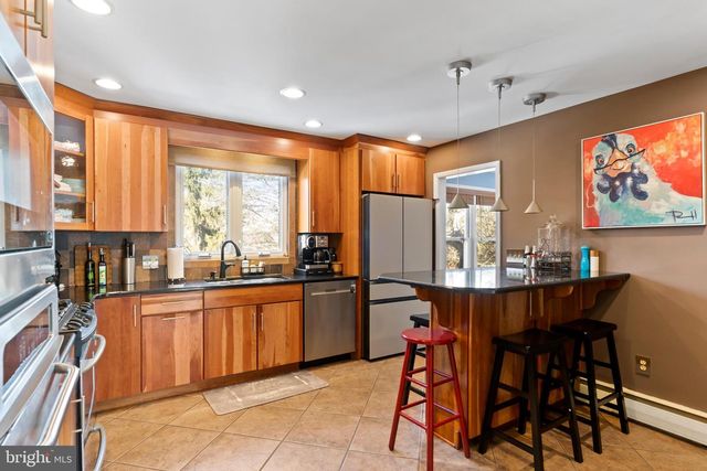 2846 VISTA CIR, Camp Hill, PA 17011