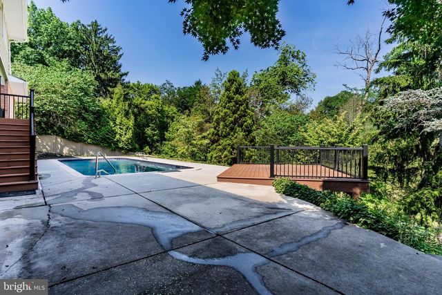2846 VISTA CIR, Camp Hill, PA 17011