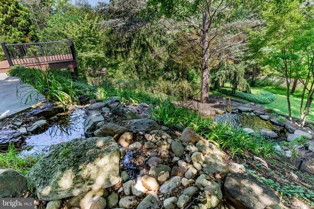 2846 VISTA CIR, Camp Hill, PA 17011