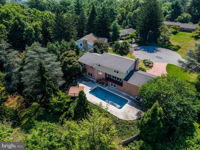 2846 VISTA CIR, Camp Hill, PA 17011