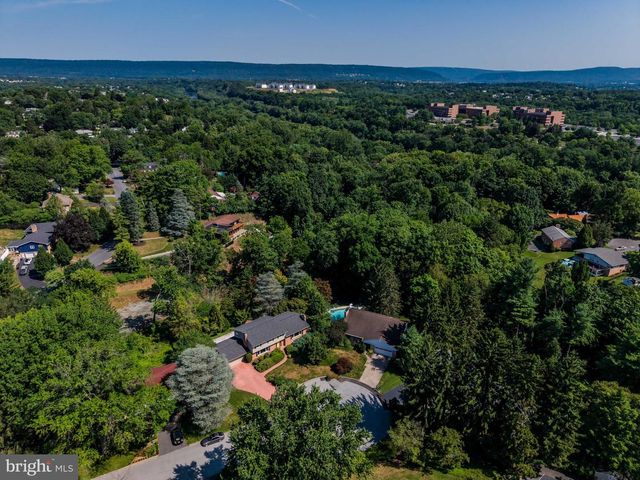 2846 VISTA CIR, Camp Hill, PA 17011