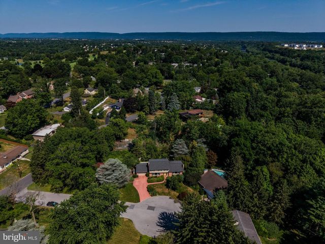 2846 VISTA CIR, Camp Hill, PA 17011