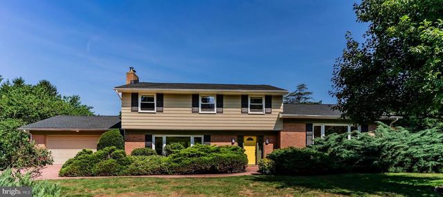 2846 VISTA CIR, Camp Hill, PA 17011