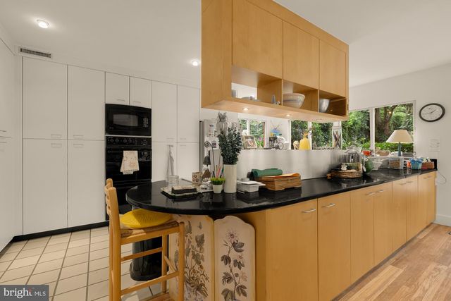 5310 27TH ST NW, Washington, DC 20015