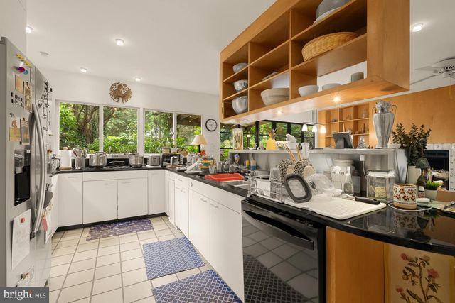 5310 27TH ST NW, Washington, DC 20015