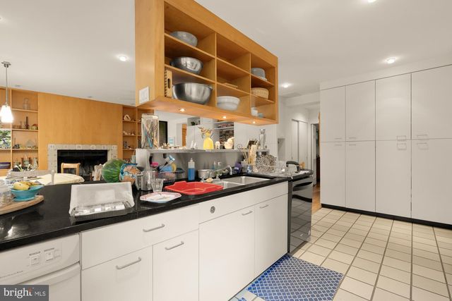 5310 27TH ST NW, Washington, DC 20015