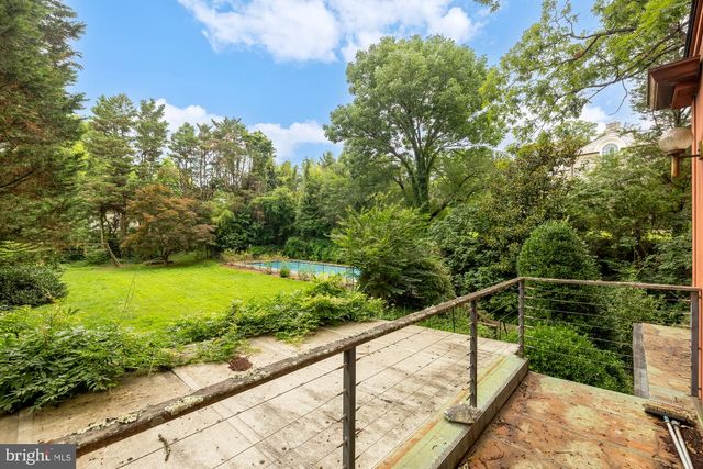5310 27TH ST NW, Washington, DC 20015