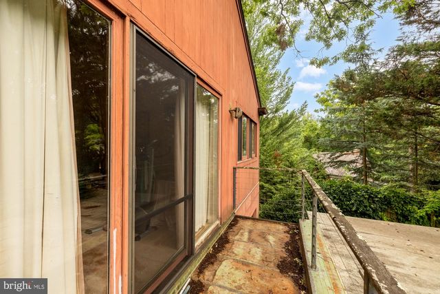 5310 27TH ST NW, Washington, DC 20015