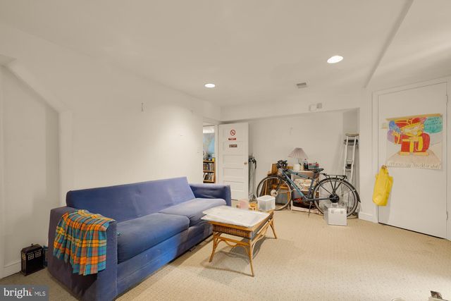 5310 27TH ST NW, Washington, DC 20015
