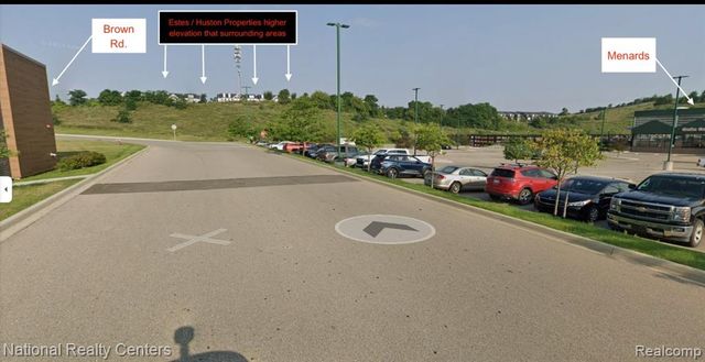 4900 Estes Drive, Lake Orion, MI 48359