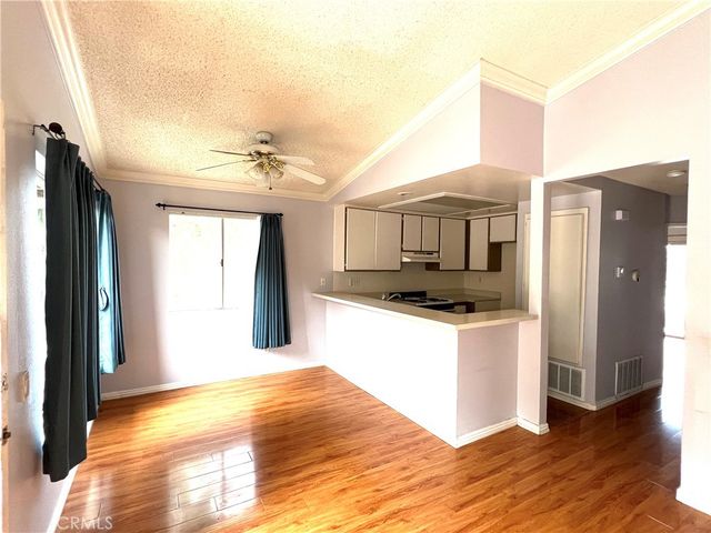1014 La Costa Drive L201, Corona, CA 92879