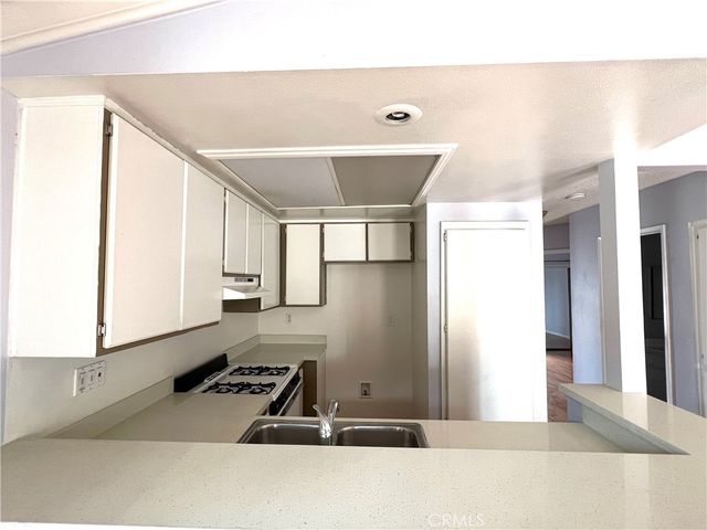 1014 La Costa Drive L201, Corona, CA 92879