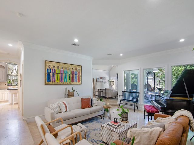 25 Cokeberry Street, The Woodlands, TX 77380