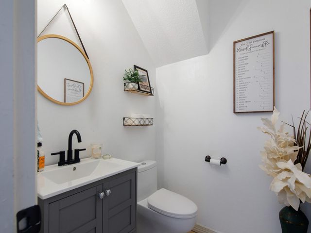 25 Cokeberry Street, The Woodlands, TX 77380