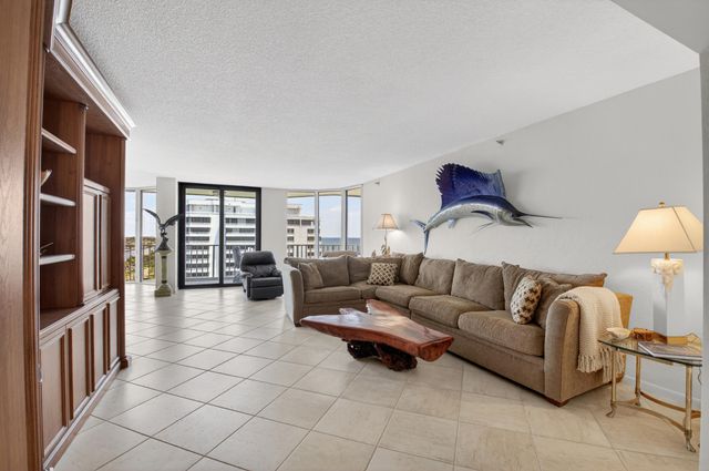 2917 S Ocean Boulevard 902, Highland Beach, FL 33487