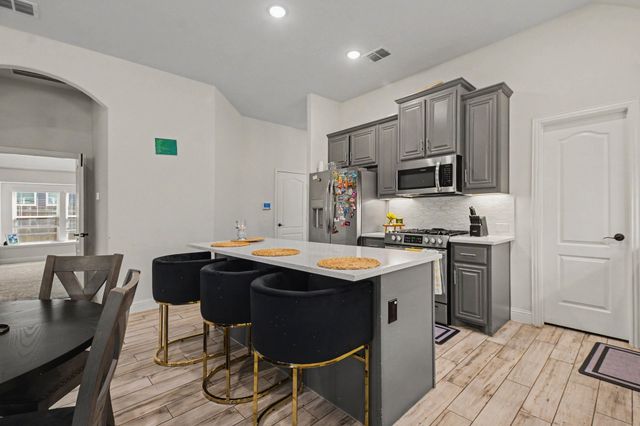 3109 Mountcross Road, Mesquite, TX 75181
