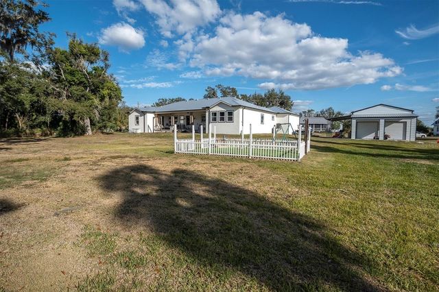 1605 CENTER ROAD, Terra Ceia, FL 34250