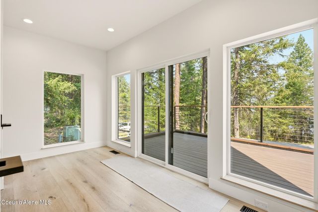 6080 W Highland DR, Coeur D'alene, ID 83814