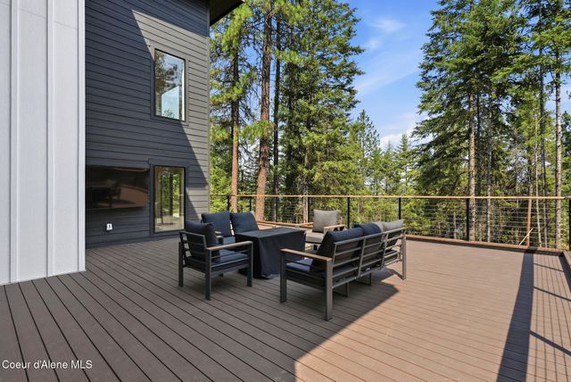 6080 W Highland DR, Coeur D'alene, ID 83814