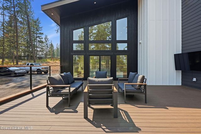 6080 W Highland DR, Coeur D'alene, ID 83814