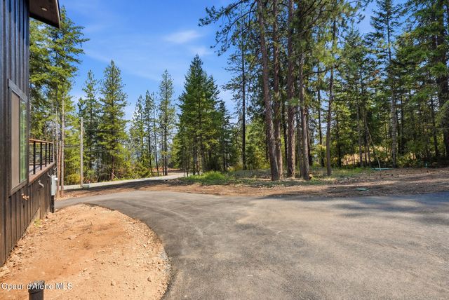 6080 W Highland DR, Coeur D'alene, ID 83814