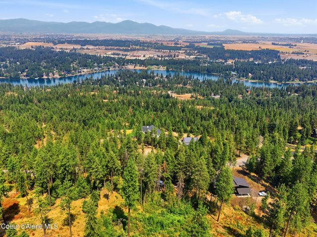 6080 W Highland DR, Coeur D'alene, ID 83814