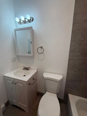 125 Arlington Street 1, Chelsea, MA 02150