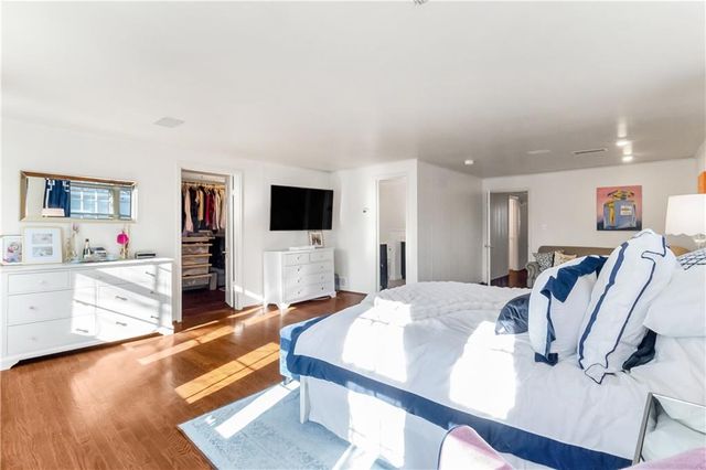 3409 W 71st Street, Prairie Village, KS 66208