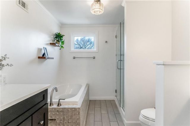 3409 W 71st Street, Prairie Village, KS 66208