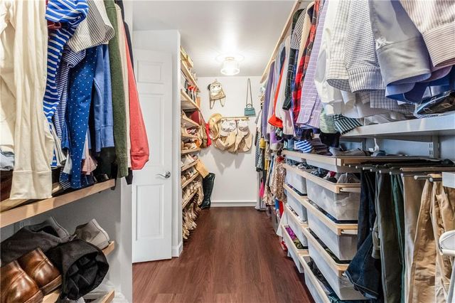 3409 W 71st Street, Prairie Village, KS 66208